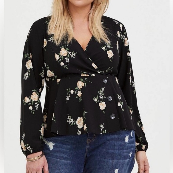 NWOT - Torrid Black floral surplice midi peplum blouse, 5X - Picture 1 of 4